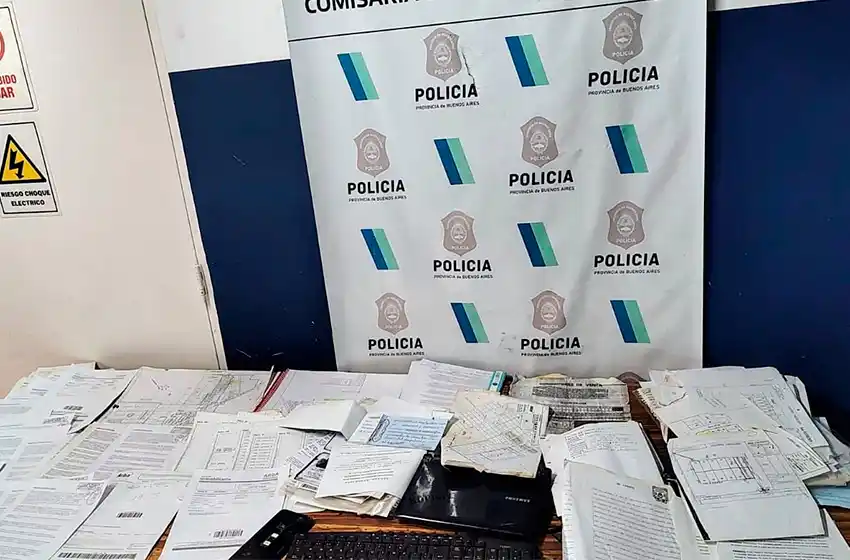Detienen a tres personas que vendían terrenos truchos
