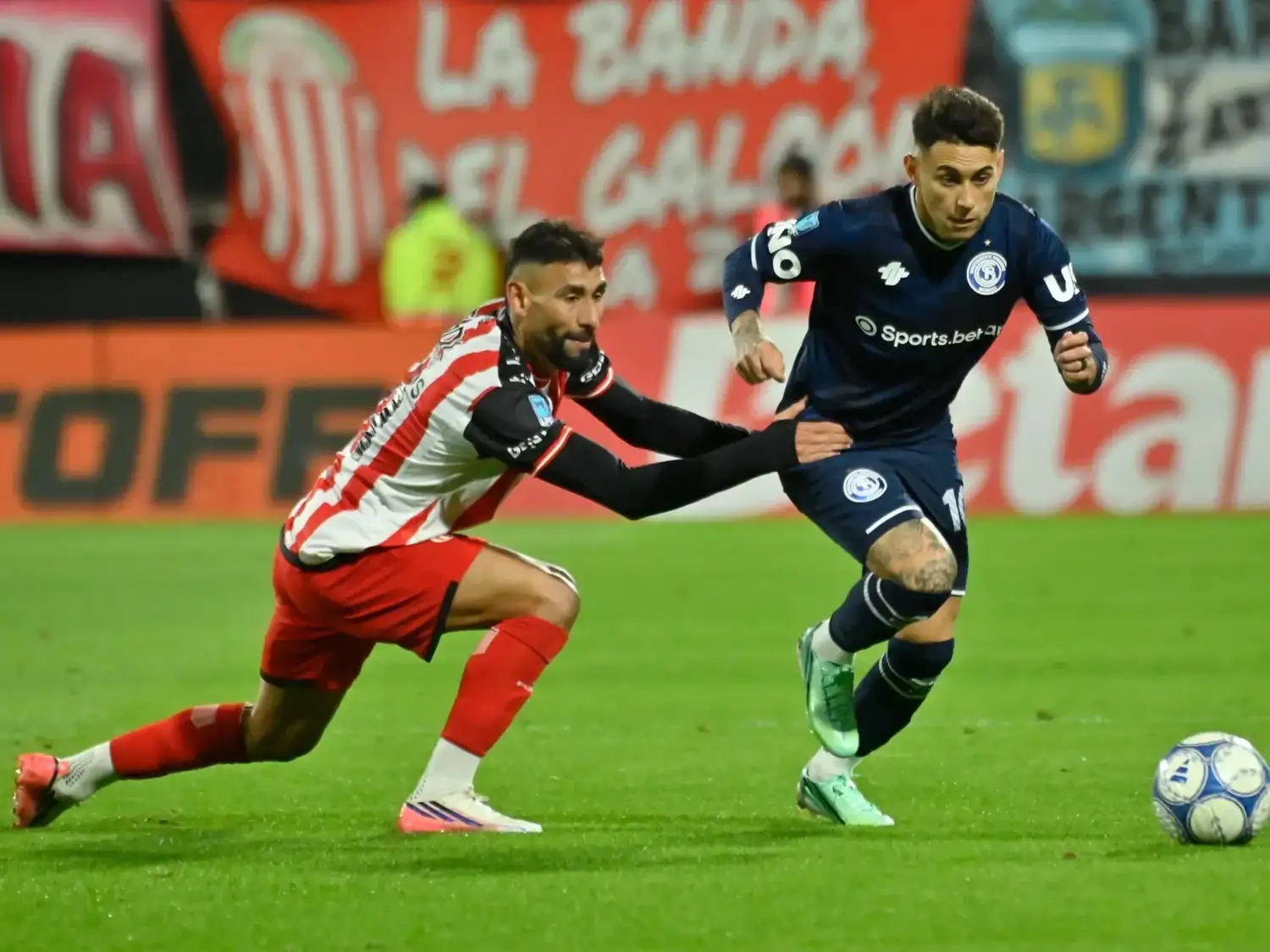 Independiente Rivadavia superó a Barracas
