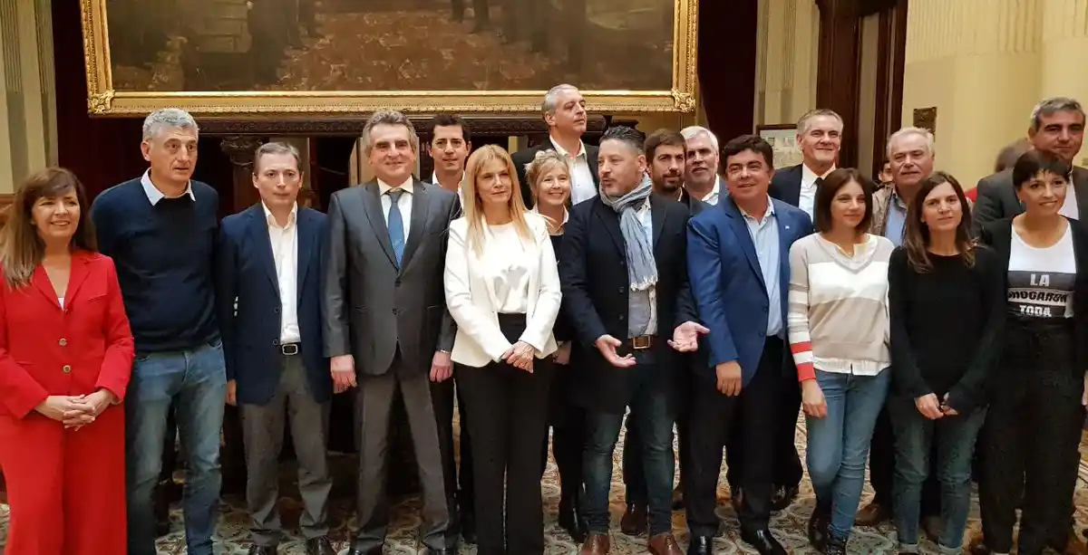 Intendentes peronistas bonaerenses fueron al Congreso para decirle "no al Presupuesto 2019"