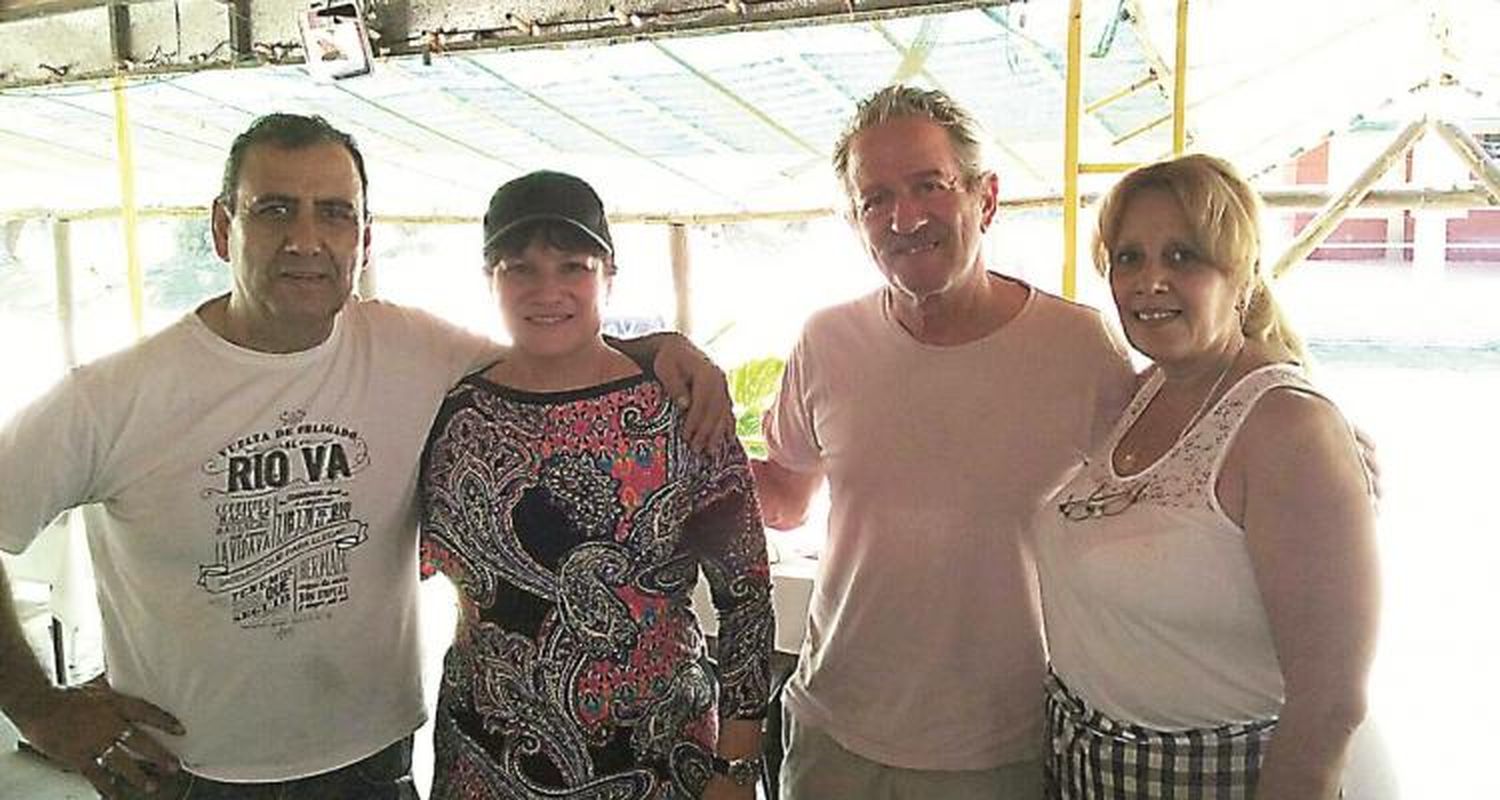 > Lucía Galán y Pablo Alarcón en Obligado