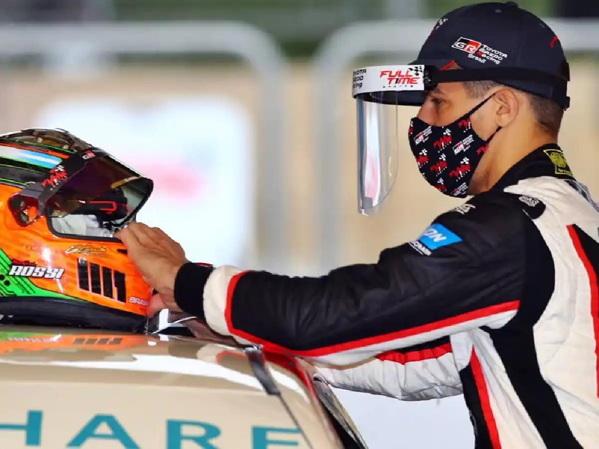 Rossi abandonó en Interlagos