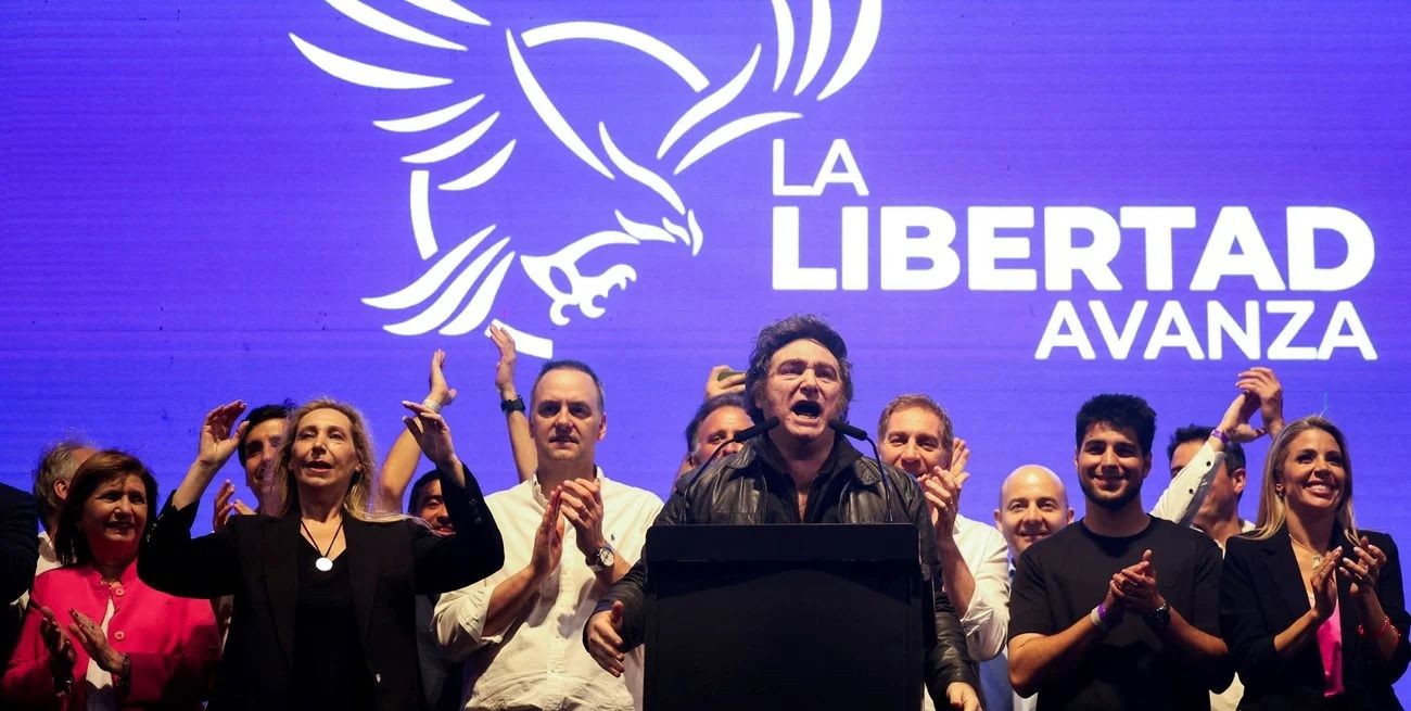 En Rosario, Milei prometió seguir “atacando los problemas que hundieron a la Argentina”. Foto: Reuters