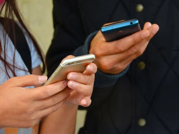 Pocas horas después de anunciar el fin del roaming celular dentro del Mercosur, el Gobierno suspendió la medida
