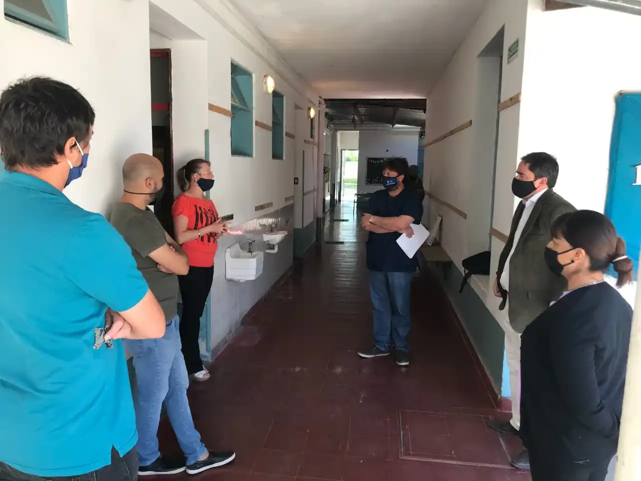Larroque: se trabaja en el regreso a clase para los años de terminalidad