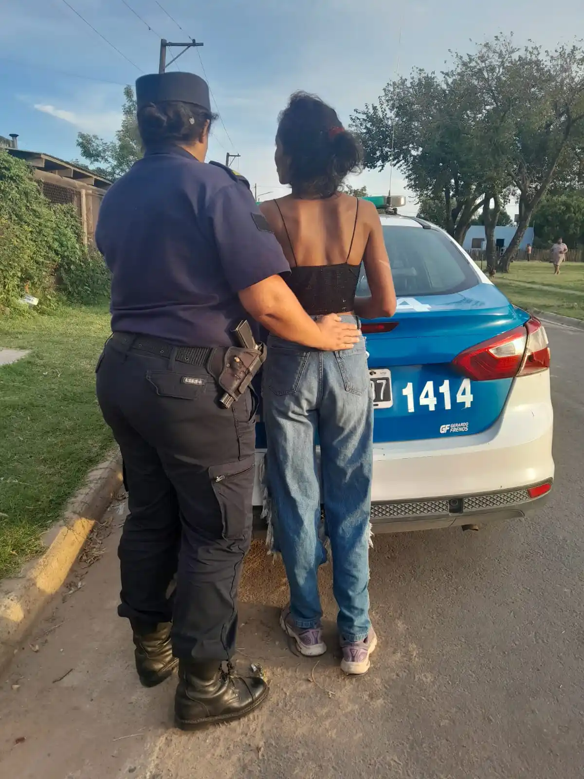 La sorprendieron robando una casa y la encerraron dentro