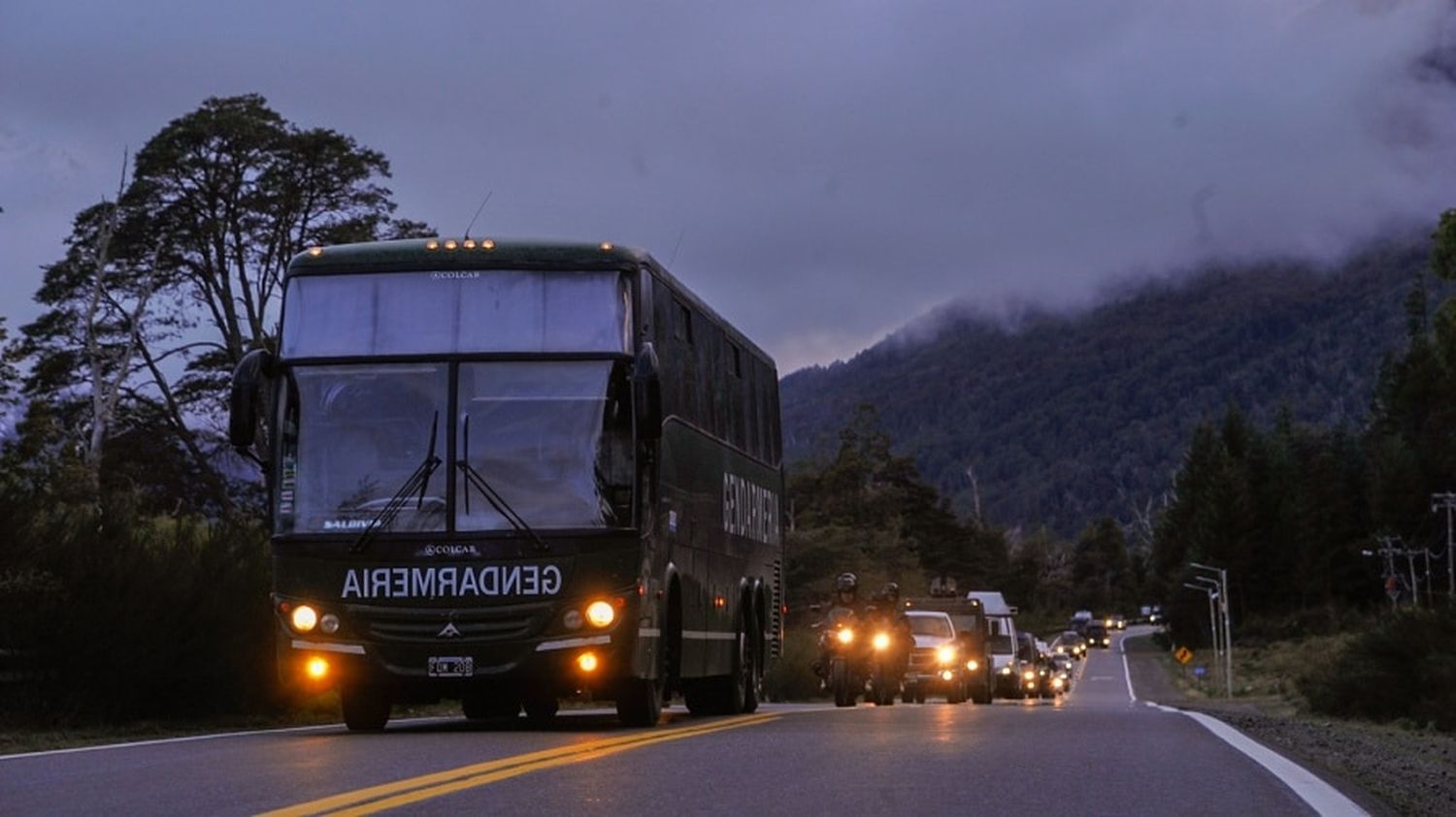 Tensión en Villa Mascardi: al menos 12 detenidos en el desalojo a grupos mapuches