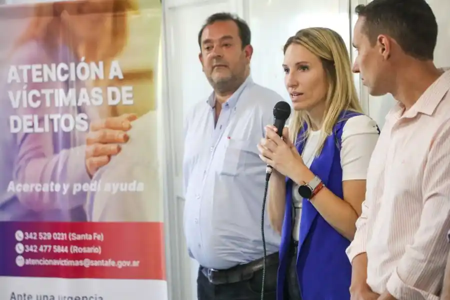 El encuentro fue encabezado por la secretaria de Gestión Institucional, Virginia Coudannes, quien detalló los pormenores del programa en diálogo con los medios de prensa reunidos en el lugar.