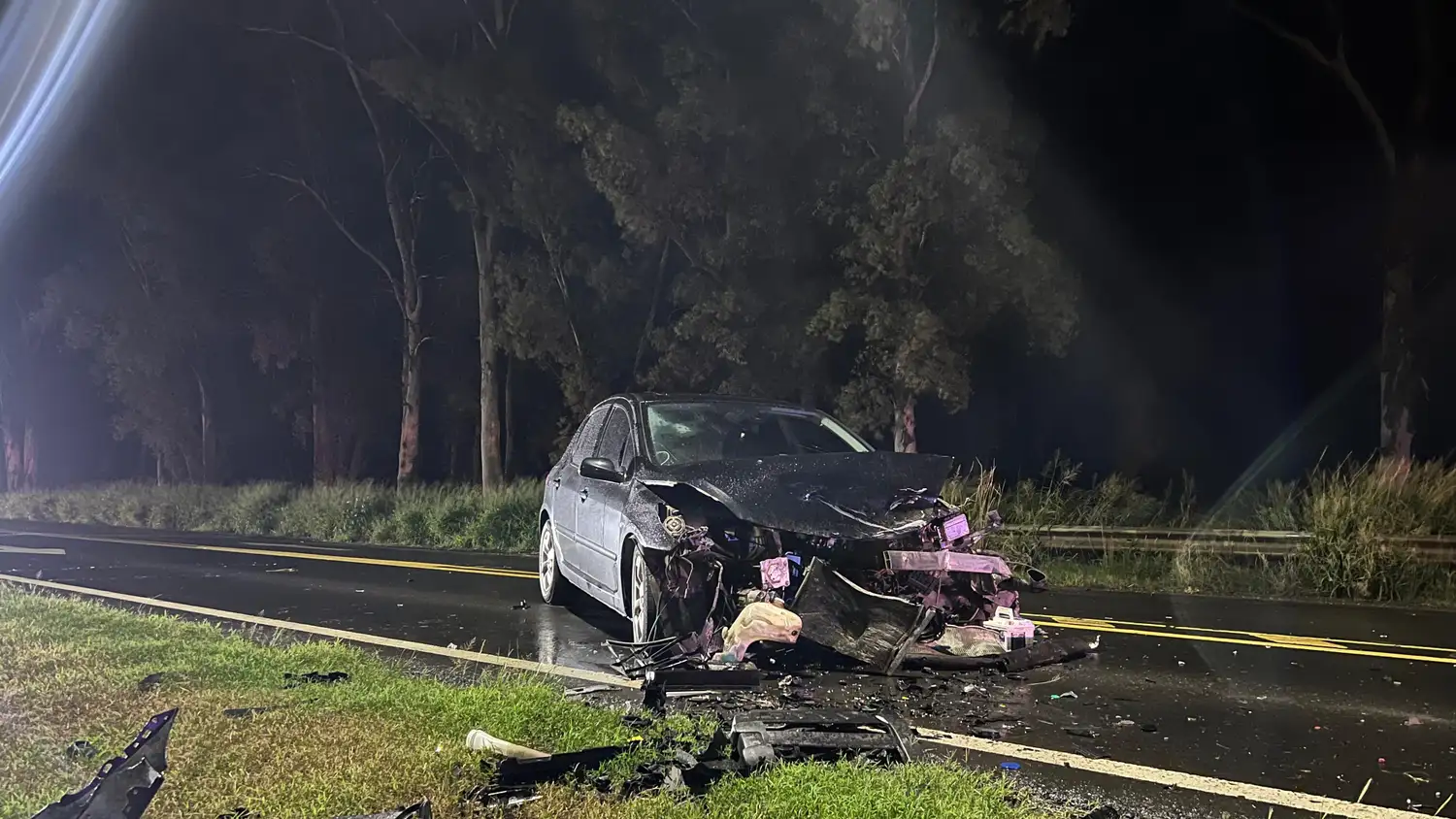 Choque frontal entre autos cerca del ingreso a San Francisco, sobre la Ruta 158