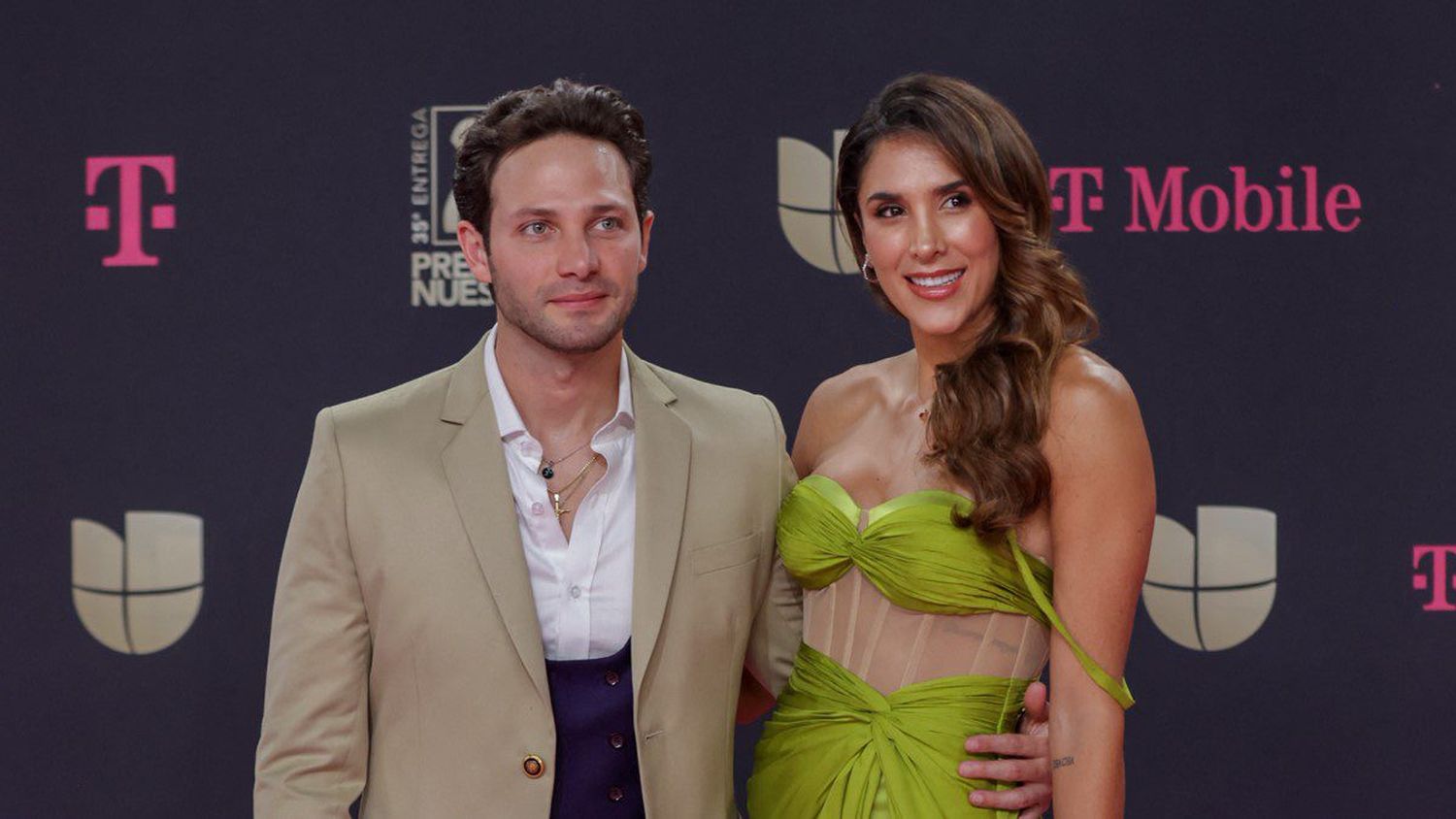 Gabriel Coronel se convierte en padre