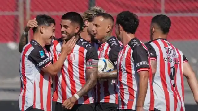 Barracas Central logró otra victoria que lo consolida