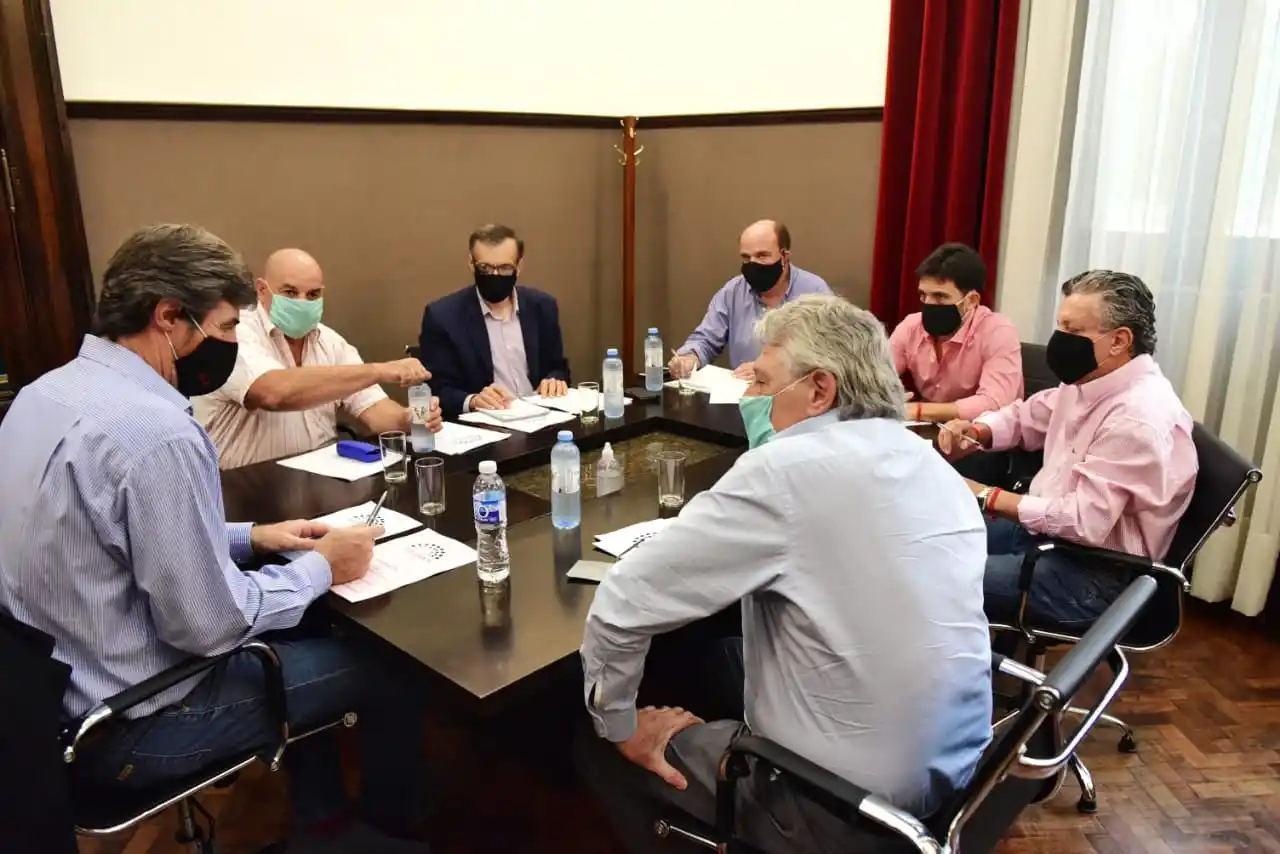 Presupuesto: Cambiemos acompañó el proyecto en general, pero advirtió que se basa en “supuestos insostenibles”