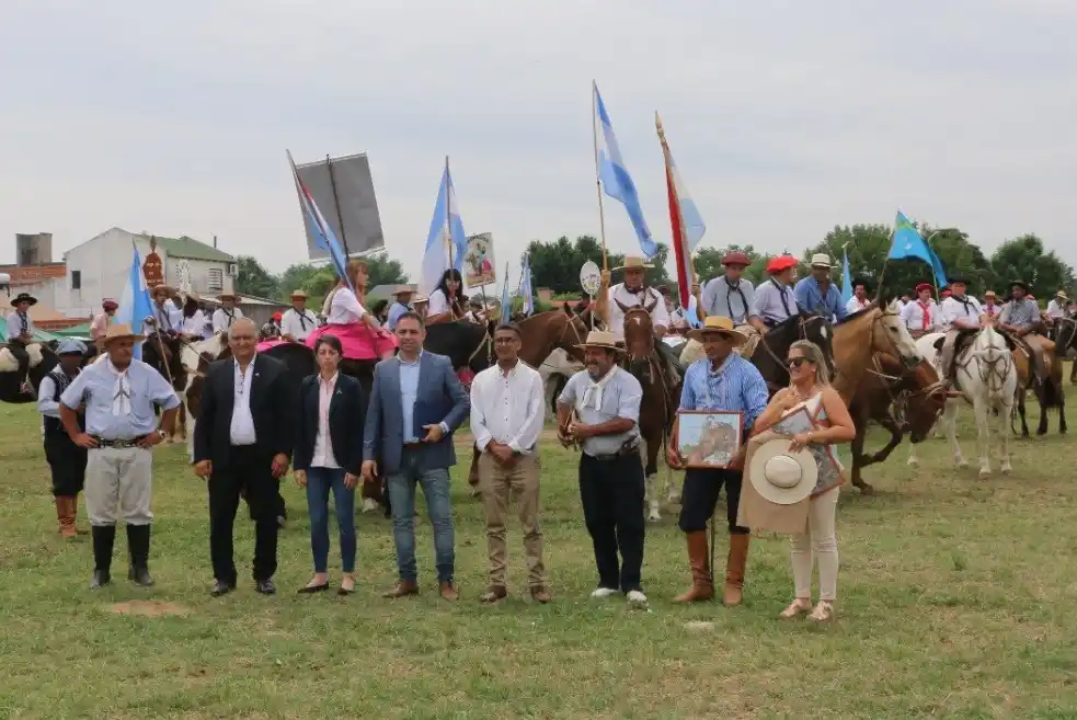 Costumbres Argentinas, una fiesta que "mantiene viva y enaltece la tradición"