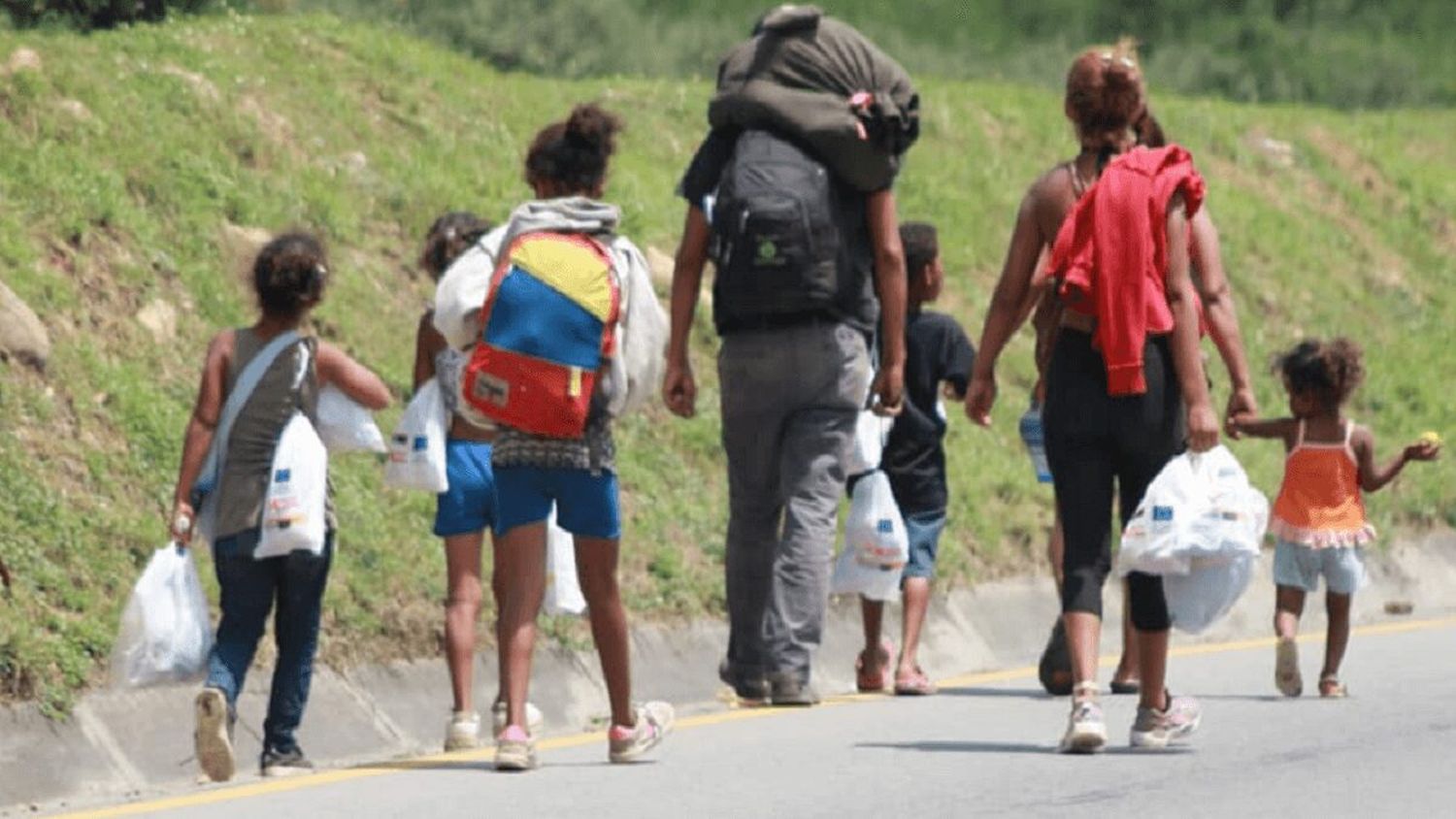¡ENTRE LAS VÍCTIMAS MIGRANTES VENEZOLANOS! De 10 a 15 denuncias diarias por extorsión se reciben en la frontera entre México y EE.UU.