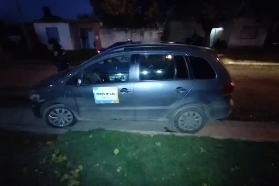 Asaltaron a un remisero, lo metieron al baúl y robaron en varios comercios: allanamientos en Rafaela y zona