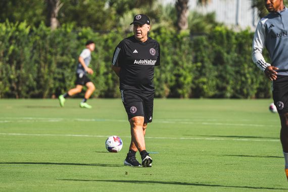 Martino dirigió su primer entrenamiento en Miami