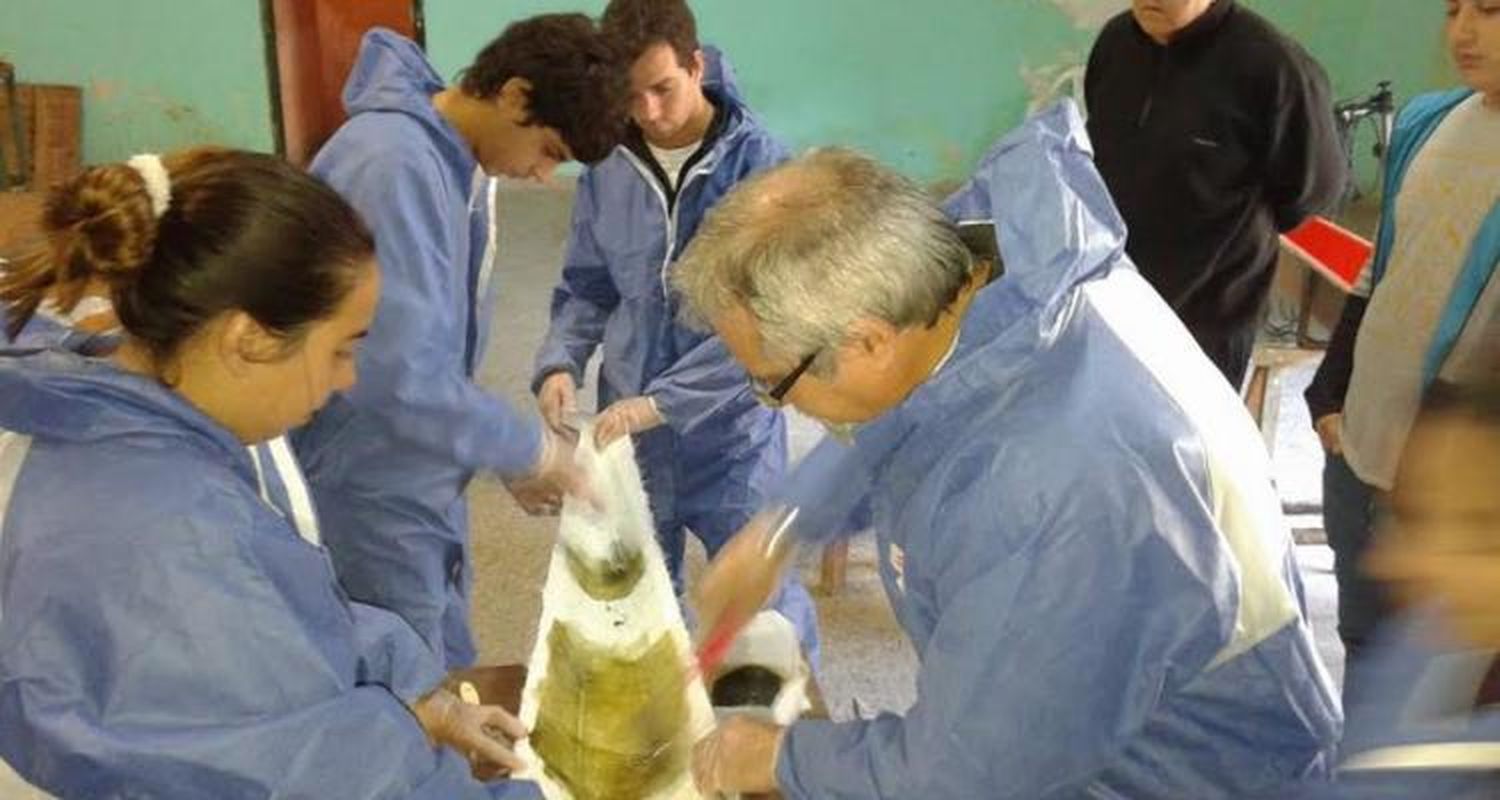 Canotaje: Con apoyo del Ministerio de Desarrollo Social fabrican botes
