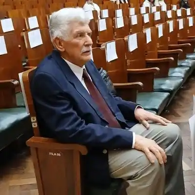 Bernardo José Gandini fue distinguido como Profesor Consulto por la Universidad Nacional de Córdoba