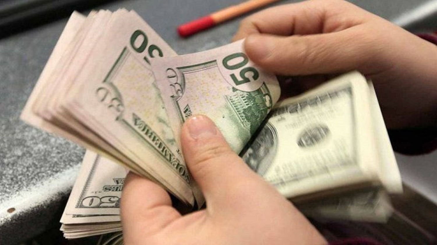 NADIE PUEDE PAGARLA: en US$ 700 se ubica la Canasta Básica, según el Cendas
