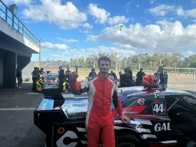 William Newing hizo la pole en el Gálvez