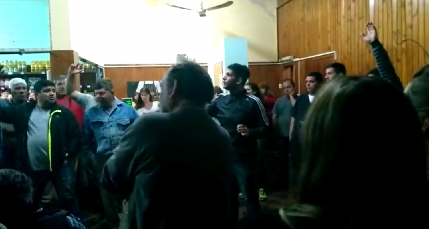 En asamblea, el Sindicato de Trabajadores Municipales votó por 48 horas de paro