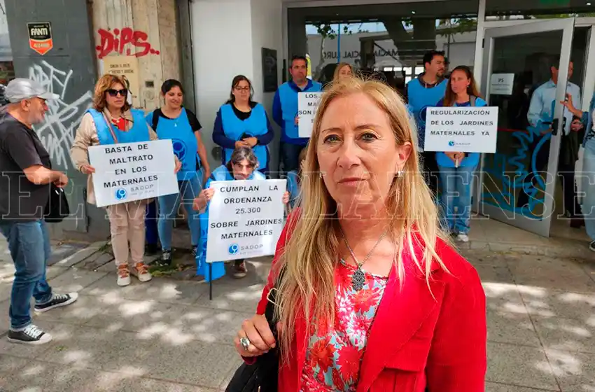 Violencia en el jardín: la directora volvió a negar las agresiones y le exigen un resarcimiento económico