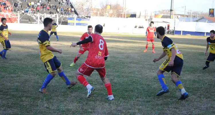 La jornada del sábado de fútbol fue suspendida