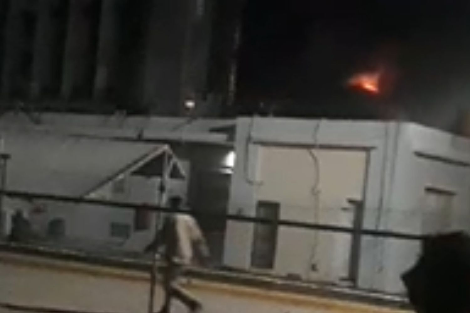 Incendio en el puerto.