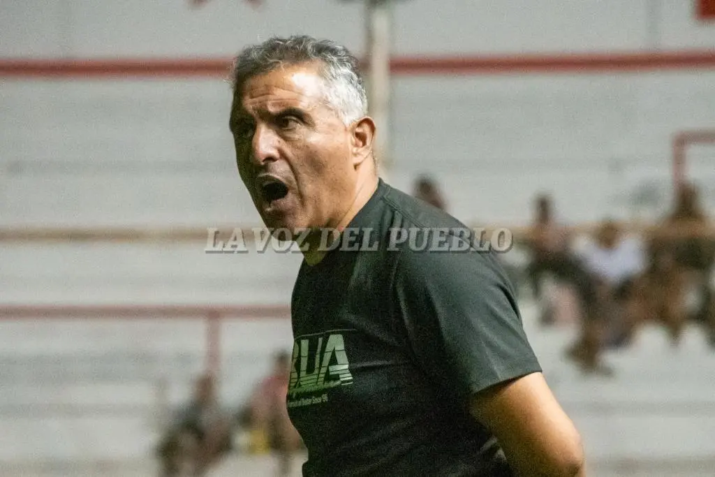 El comienzo del año. Gustavo Córdoba analizó la preparación y el trabajo con el plantel de Once Corazones