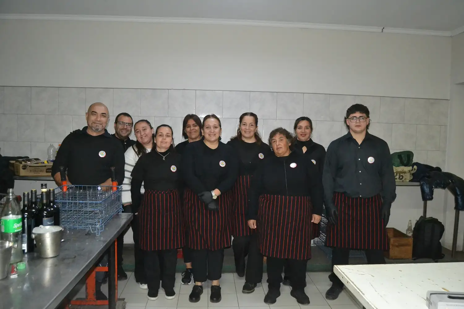 “El salón es nuestra segunda casa”: el trabajo silencioso detrás de cada evento en Bomberos Voluntarios