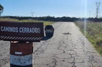 La calle Fangio seguirá cerrada hasta que Nación haga una rotonda o puente