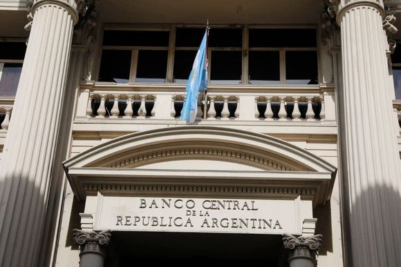 El Banco Central vendió US$ 186 millones para detener la escalada del dólar