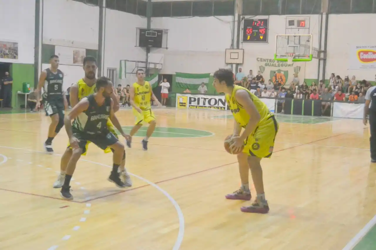 Bancario volvió a ganar y le respira en la nuca a los punteros