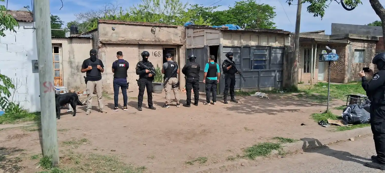 Allanamiento positivo en Rafaela: cinco personas detenidas por microtráfico de drogas