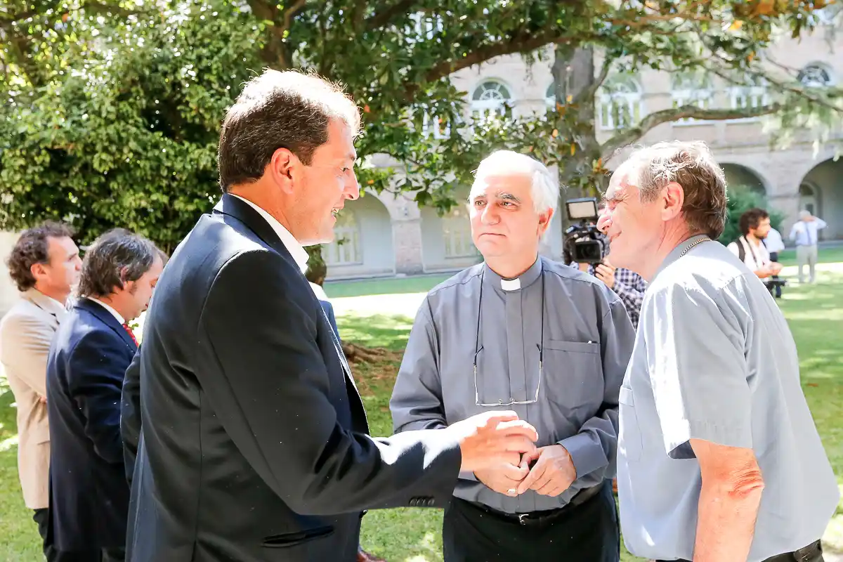 A un año del nombramiento de Francisco, Massa se reunió con la Iglesia