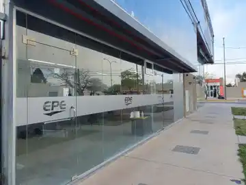 Una de las oficinas comerciales de la EPE permanecerá hasta la semana que viene