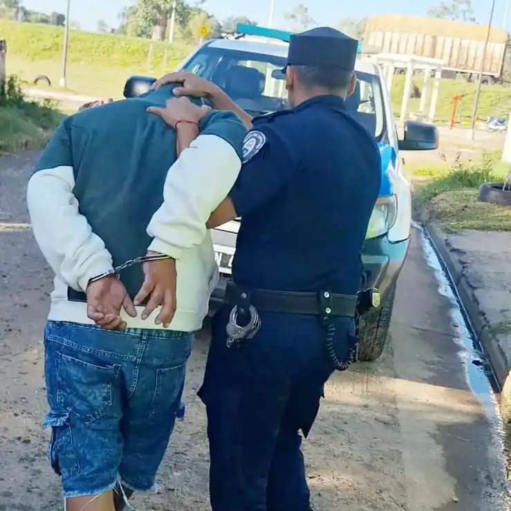 Secuestro de droga en allanamientos en zona oeste