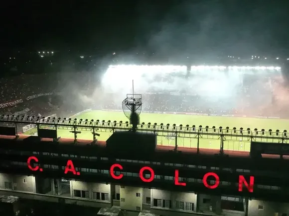 Colón SF busca un triunfo en casa ante Nueva Chicago