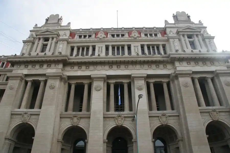 Grave: amenaza de bomba en el Palacio de Tribunales