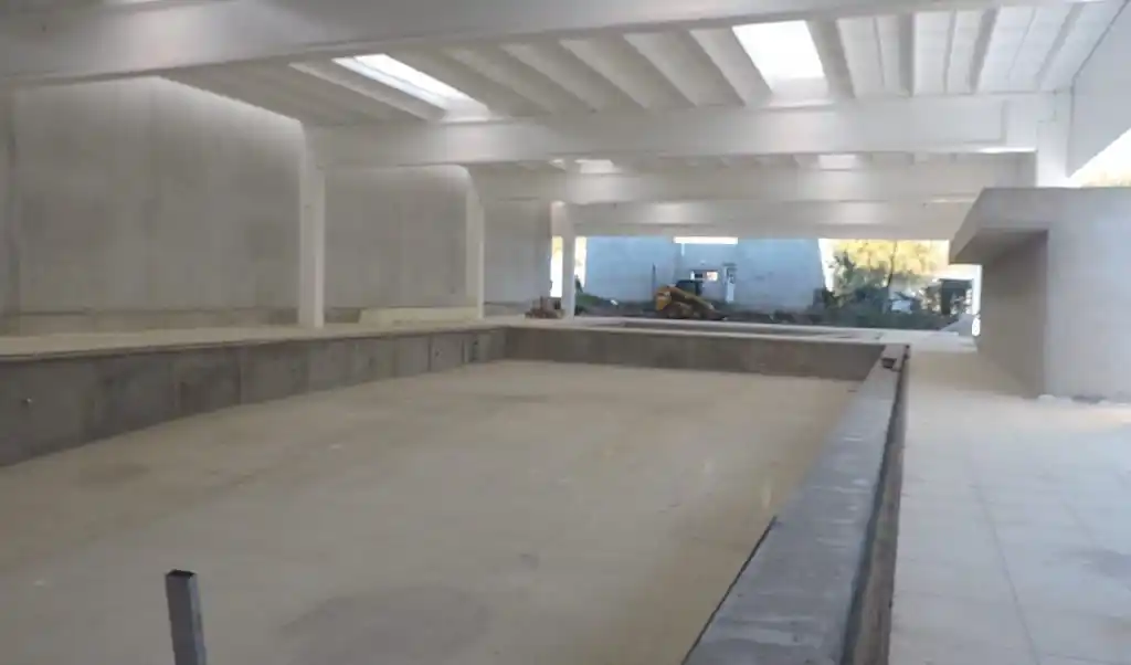 Nueva etapa de la construcción del complejo de piletas climatizada en el CEF 42