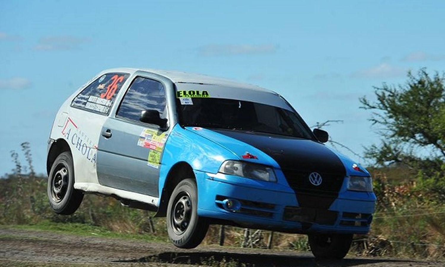 Rally: Nelson Bonnín gana tras la primera etapa en La Clarita