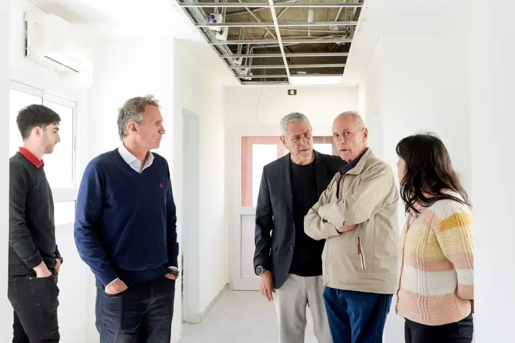 Avellaneda: Katopodis supervisó las obras del nuevo Centro de Atención Primaria de la Salud