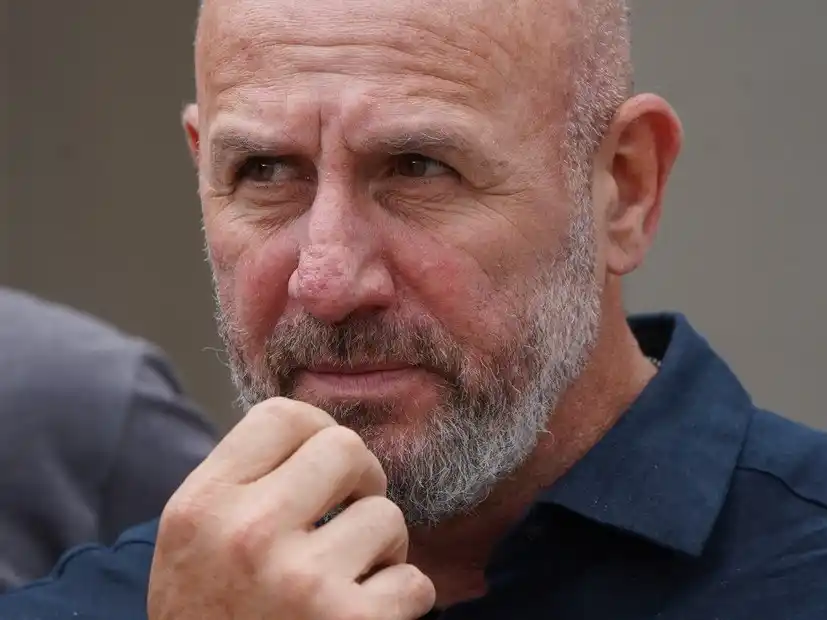 Waldo Wolff habló con Pedro Paulin sobre el dolor de las familias, la política internacional y el papel de Argentina frente al terrorismo. Foto: Gentileza