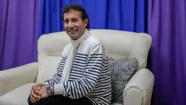 Denuncian al Pastor Giménez por cobrarle $1000 a los fieles por un alcohol en gel "milagroso"