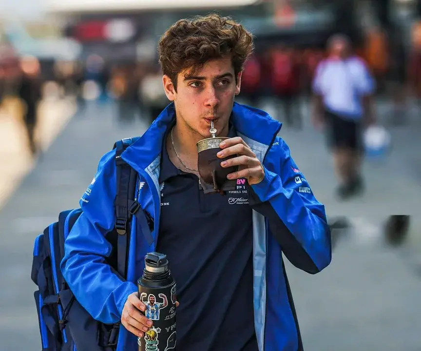 Franco Colapinto sería piloto titular de Alpine según un medio francés prestigioso.