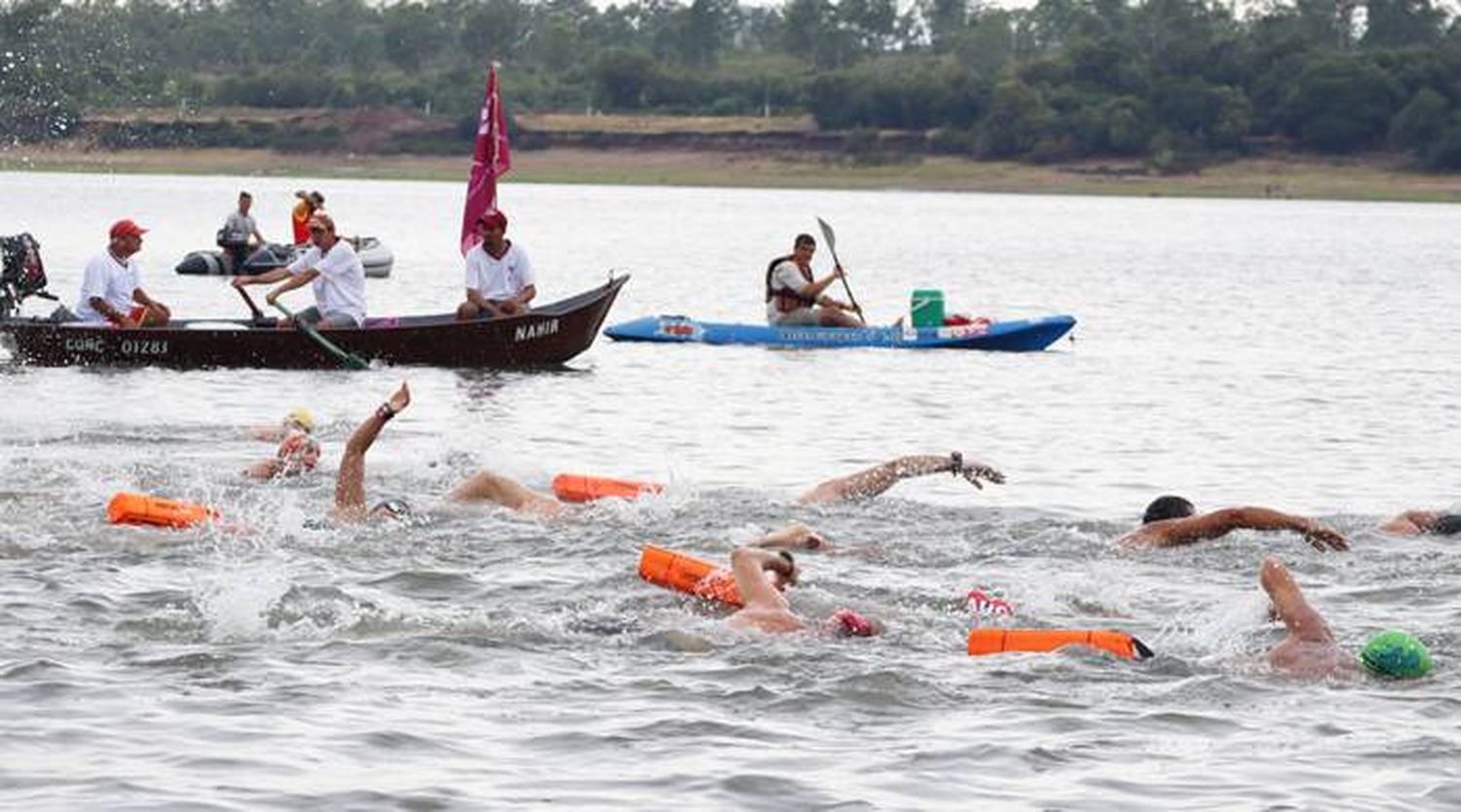 Noelia Petti y Alexis Beade ganaron la prueba  de aguas abiertas entre Concordia y Puerto Yeruá