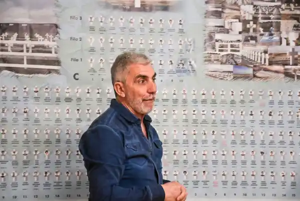 Emotiva charla del veterano de guerra Julio Aro en la escuela Divino Corazón