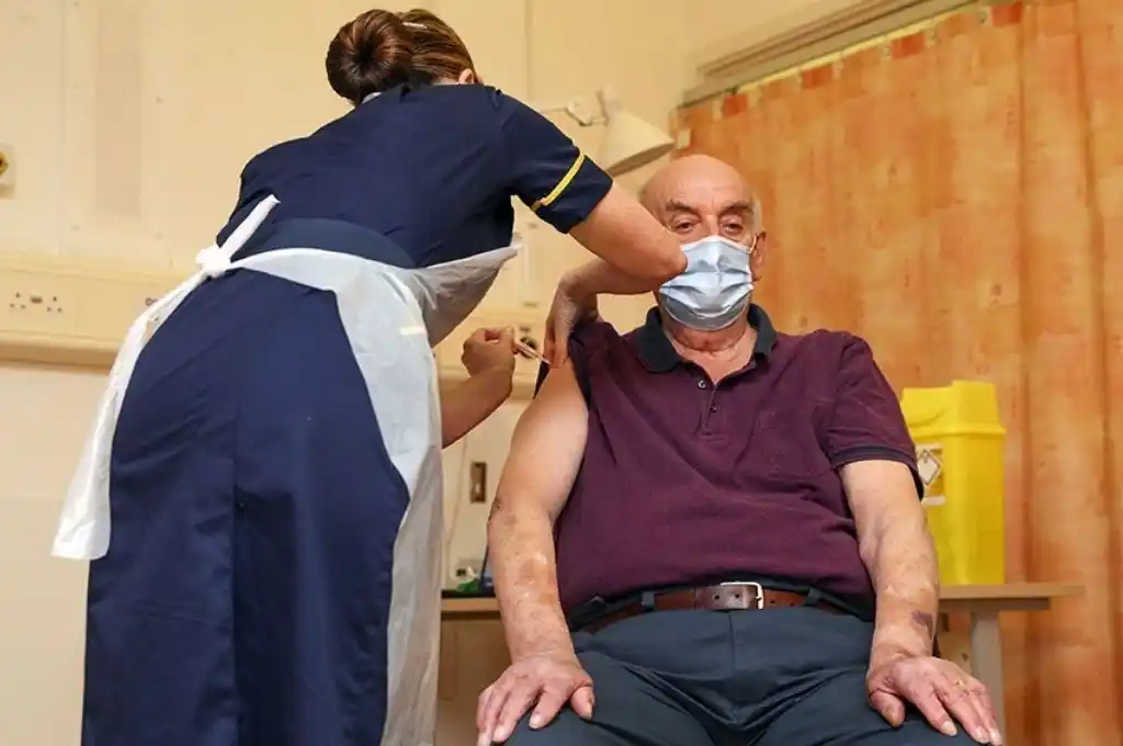 Reino Unido investiga una nueva variante de coronavirus