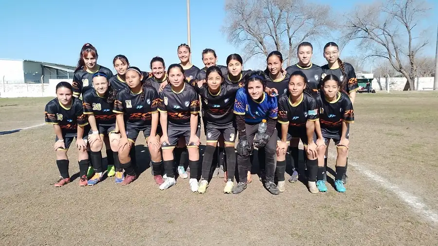 El duelo de venadenses entre Pueyrredón y Newbery, quedó para las "Pulgosas" que se subieron al segundo lugar.