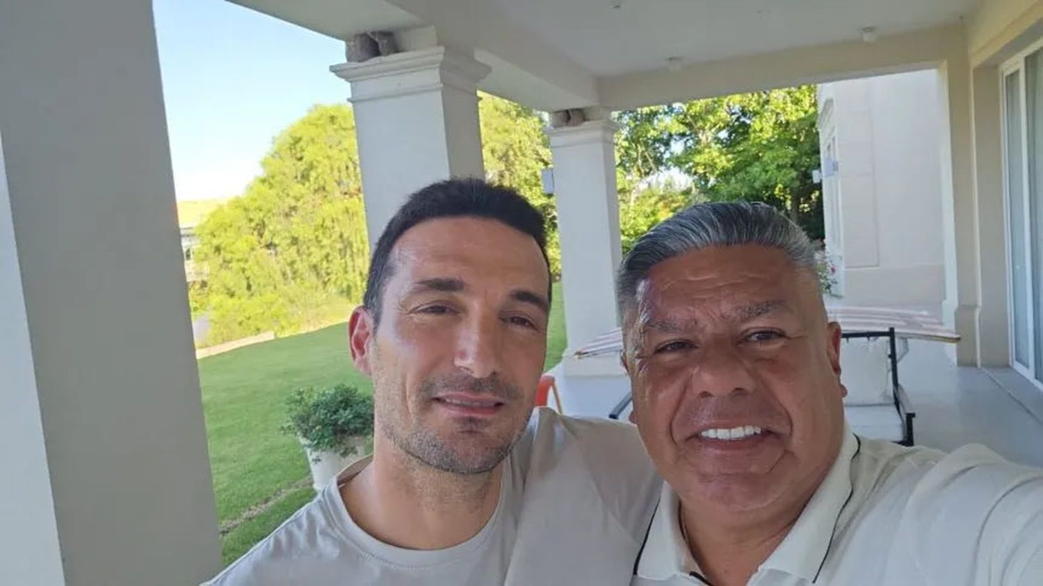 Scaloni y Tapia se reunieron  por el futuro de la Selección Argentina