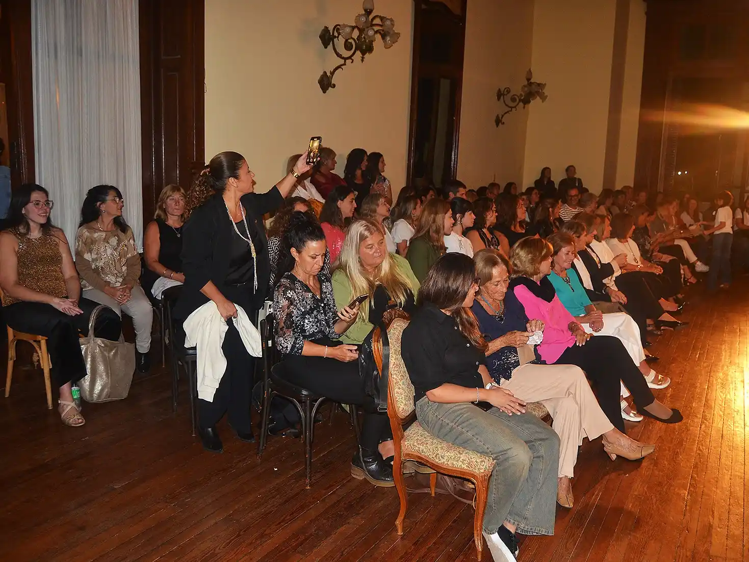 Primer desfile de moda “La Pasarela del Club”